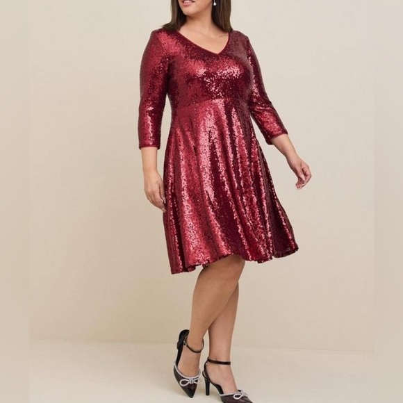 TORRID Sequin Dress Plus sz 6 or 30 Red Party Club Cocktail Skater Christmas - Picture 1 of 13